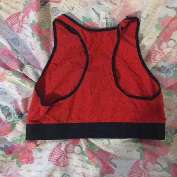 Pink sports bra - Picture 4 of 4